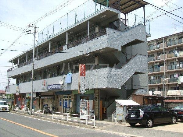 14/20 エントランス