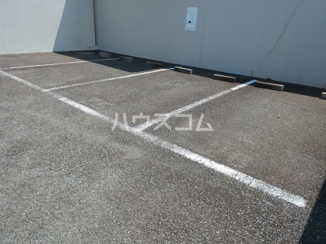 22/30 駐車場