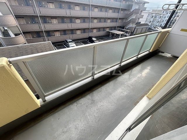 18/24 バルコニー