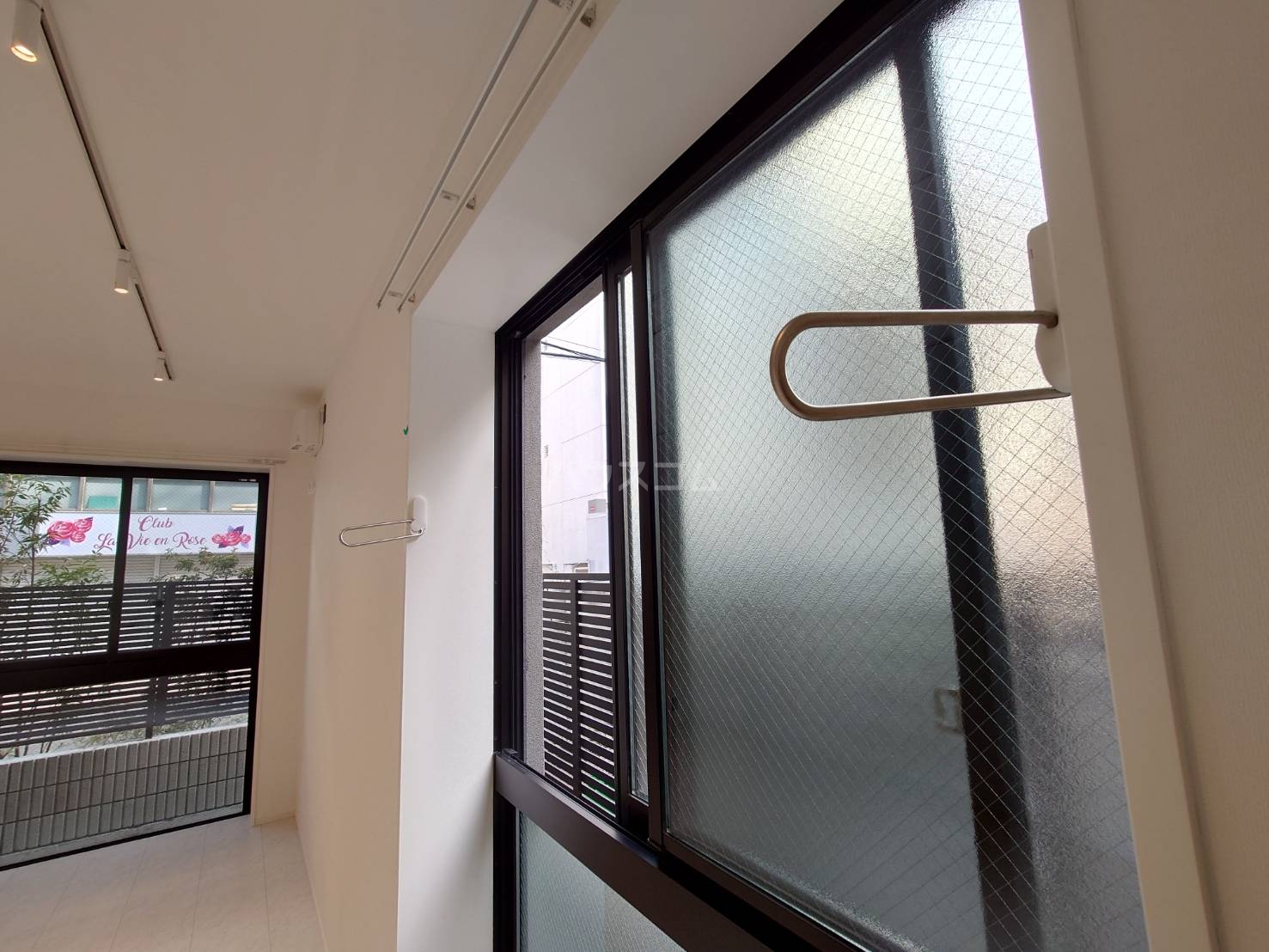 20/30 バルコニー