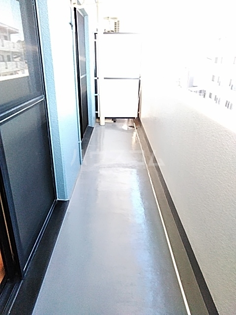 20/30 バルコニー