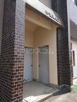 18/26 エントランス