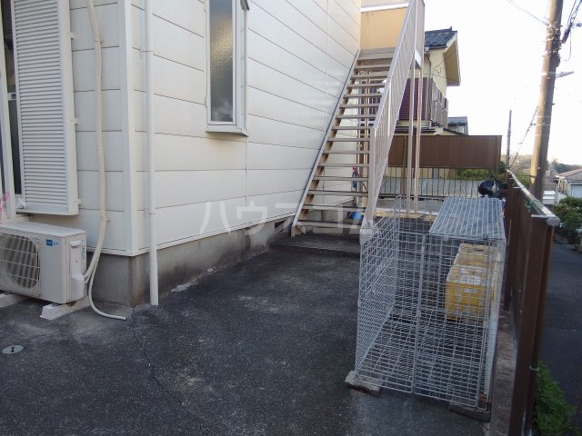 21/30 エントランス