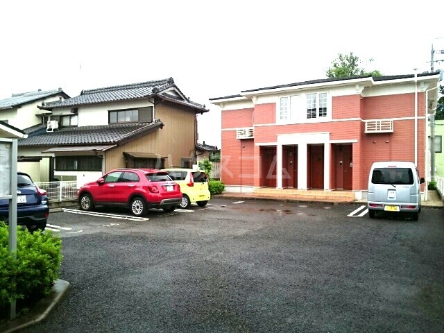 16/22 駐車場