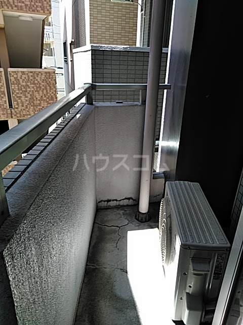 25/30 バルコニー