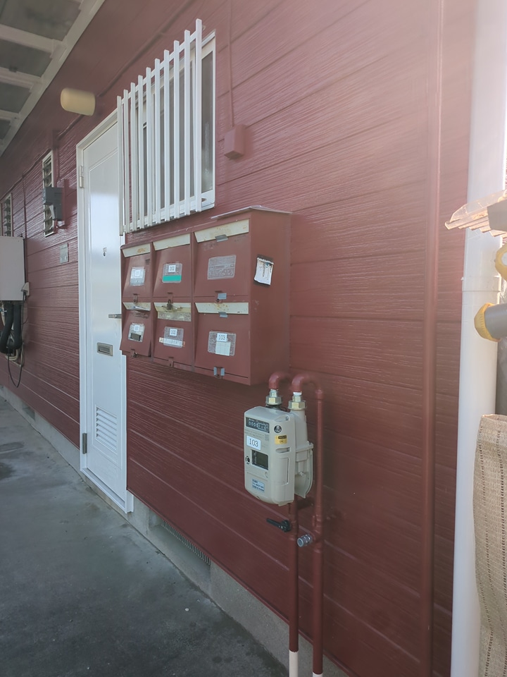 23/23 エントランス