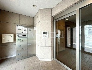 13/20 エントランス