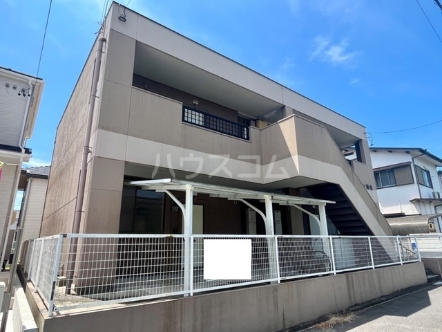 18/25 エントランス