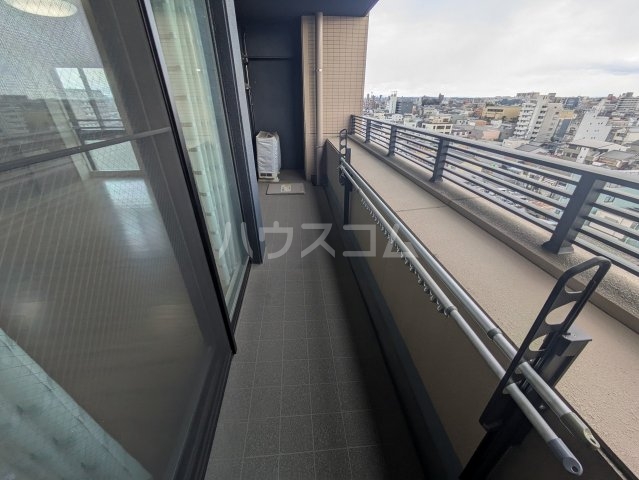 20/30 バルコニー