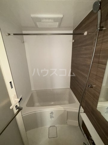 16/30 浴室