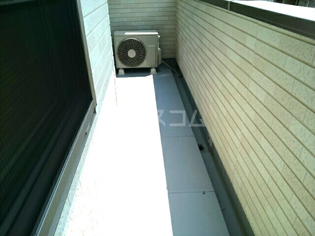 14/23 バルコニー