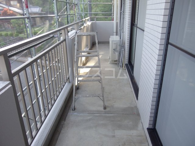 19/30 バルコニー