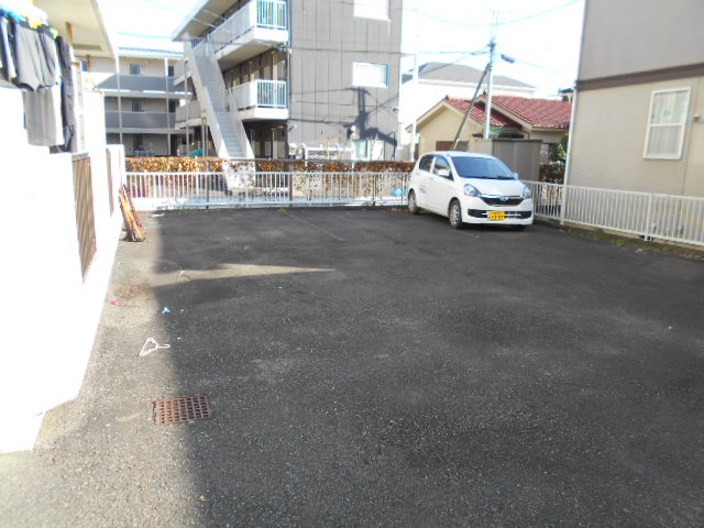 22/29 駐車場