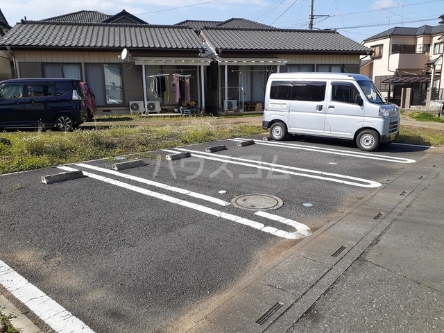14/21 駐車場