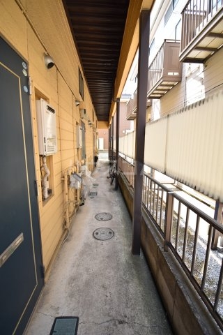 20/29 エントランス