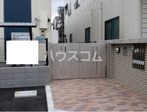 15/25 エントランス