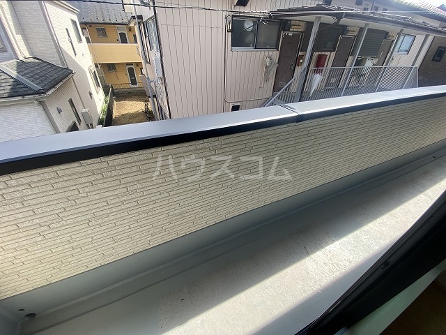 16/27 バルコニー
