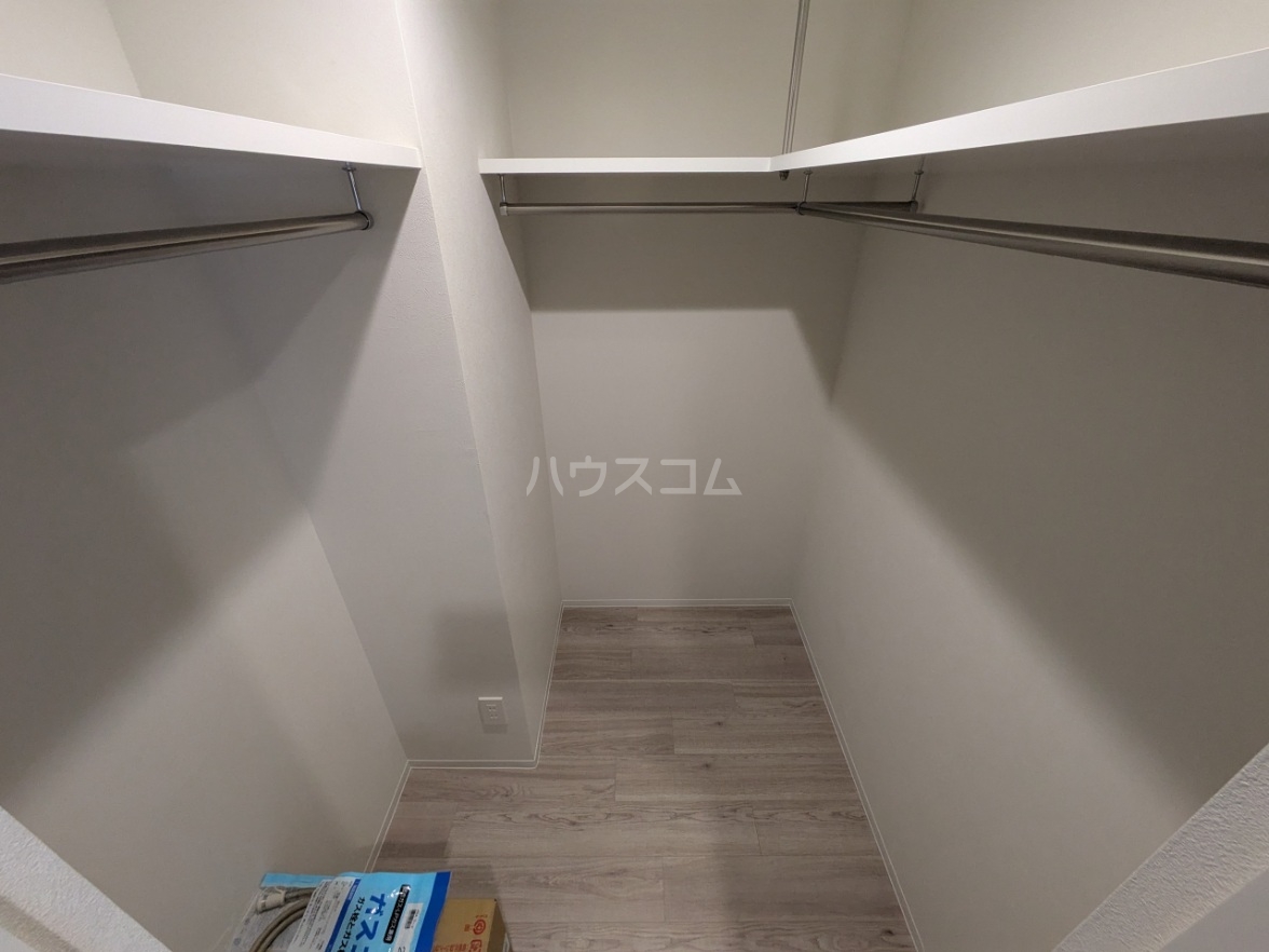 14/28 バルコニー