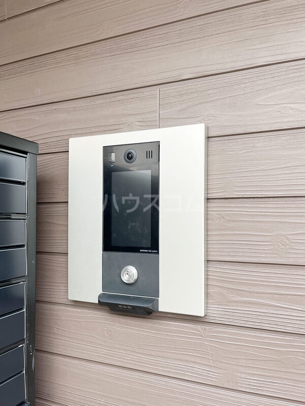 15/27 エントランス