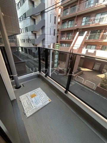 25/30 バルコニー