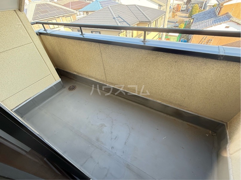 23/30 バルコニー