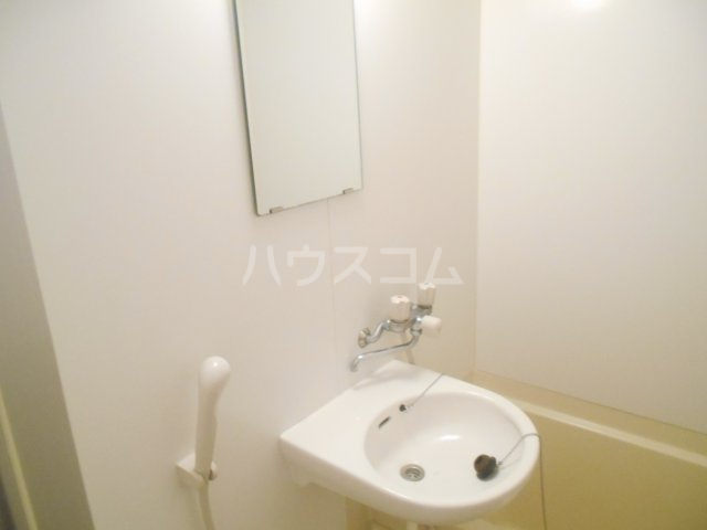 13/30 洗面