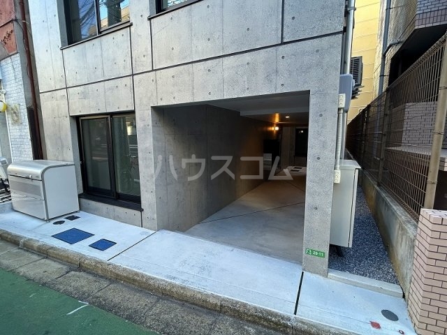 19/21 エントランス