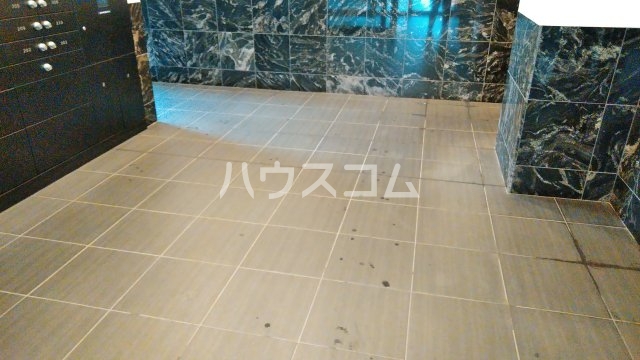 19/29 エントランス