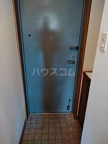 14/30 玄関