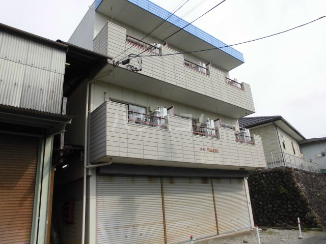 17/25 エントランス