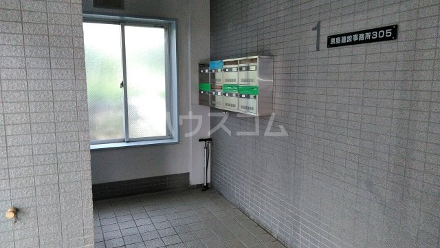 26/30 エントランス