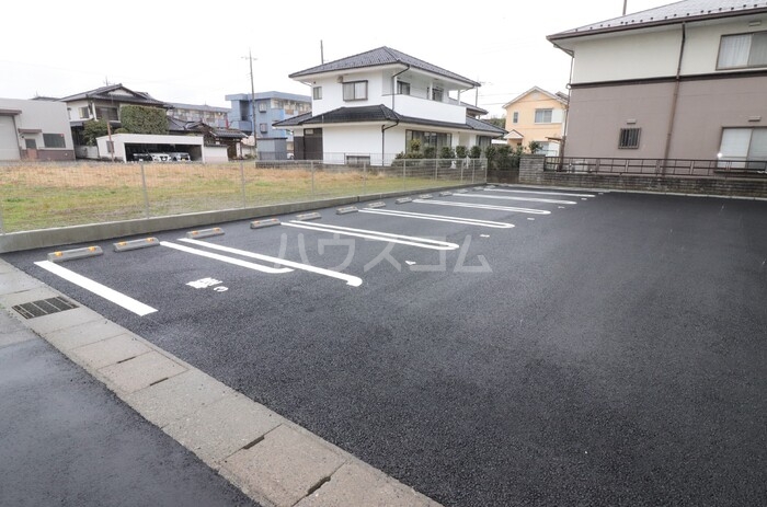 23/23 駐車場