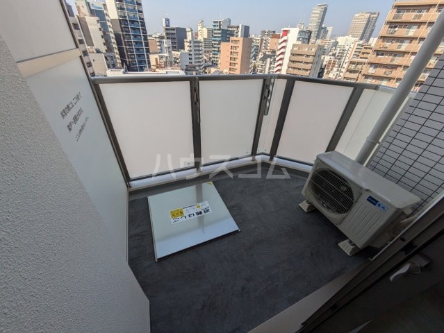 23/30 バルコニー