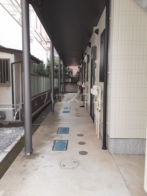 25/28 エントランス