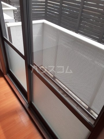 17/28 バルコニー