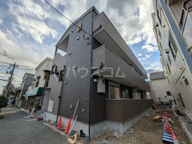 2/8 外観