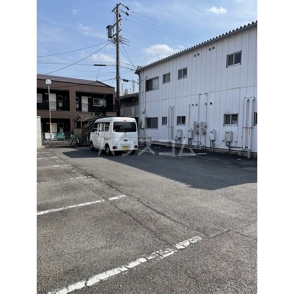 18/19 駐車場