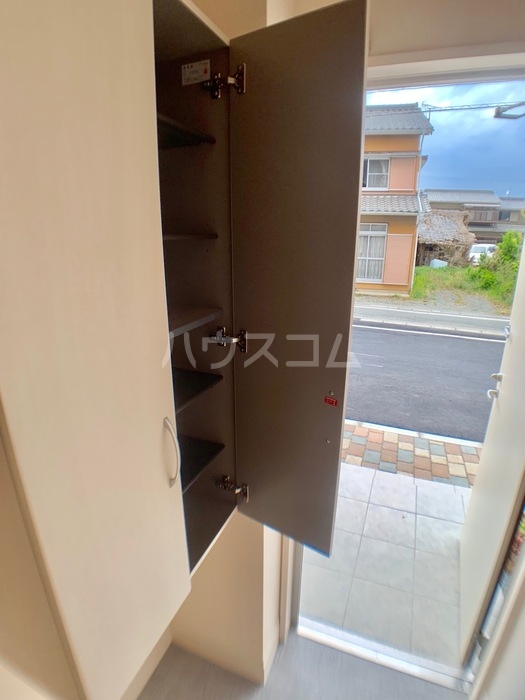 5/25 玄関