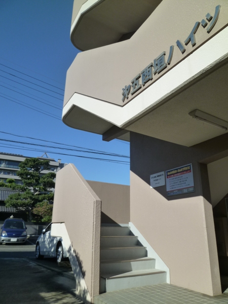 22/30 エントランス