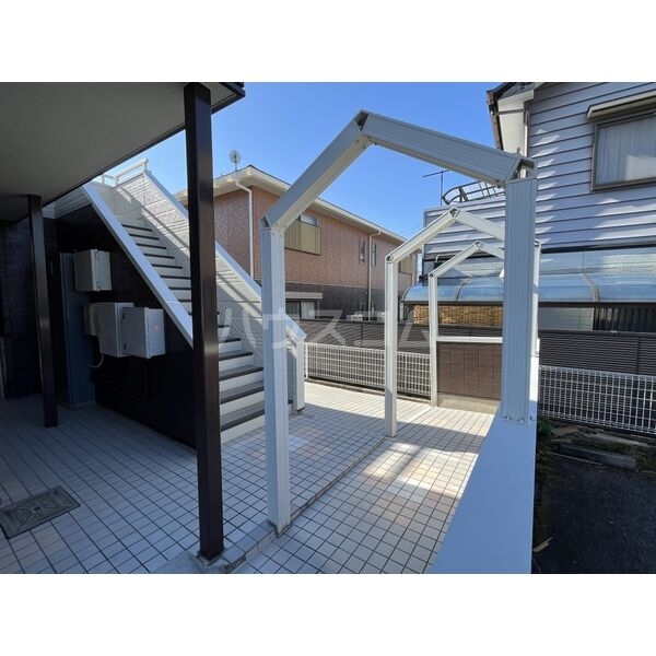 19/28 エントランス