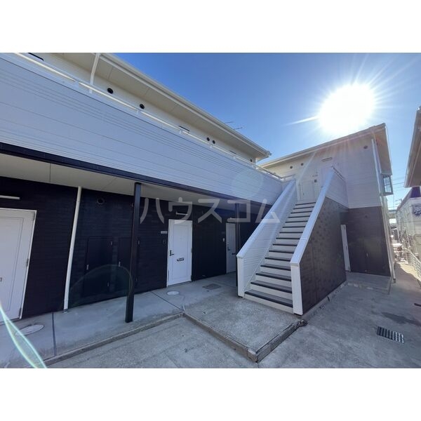 20/28 エントランス