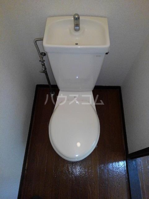 13/30 トイレ