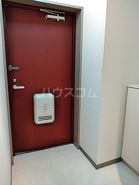13/30 玄関