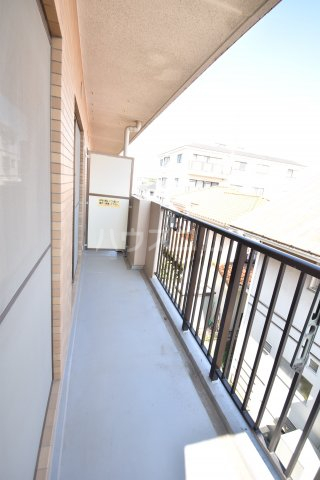23/30 バルコニー