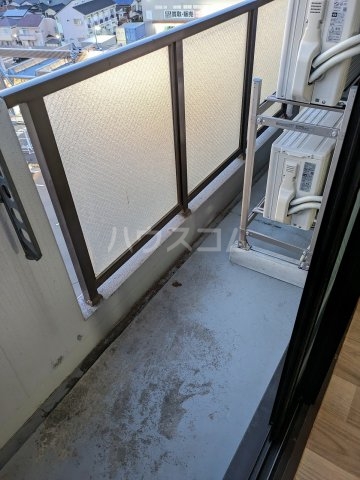 14/28 バルコニー