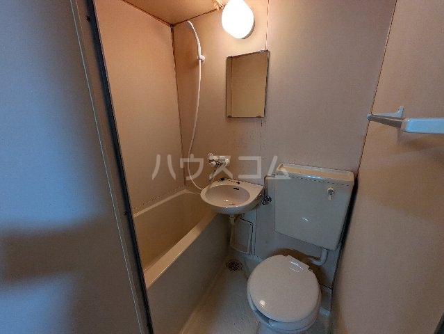 13/30 トイレ