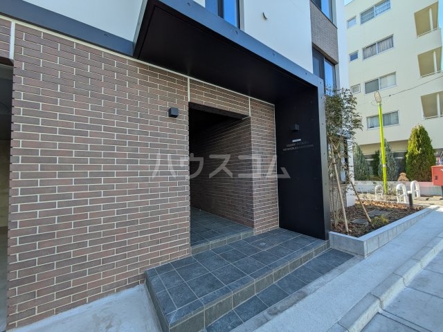 2/3 エントランス