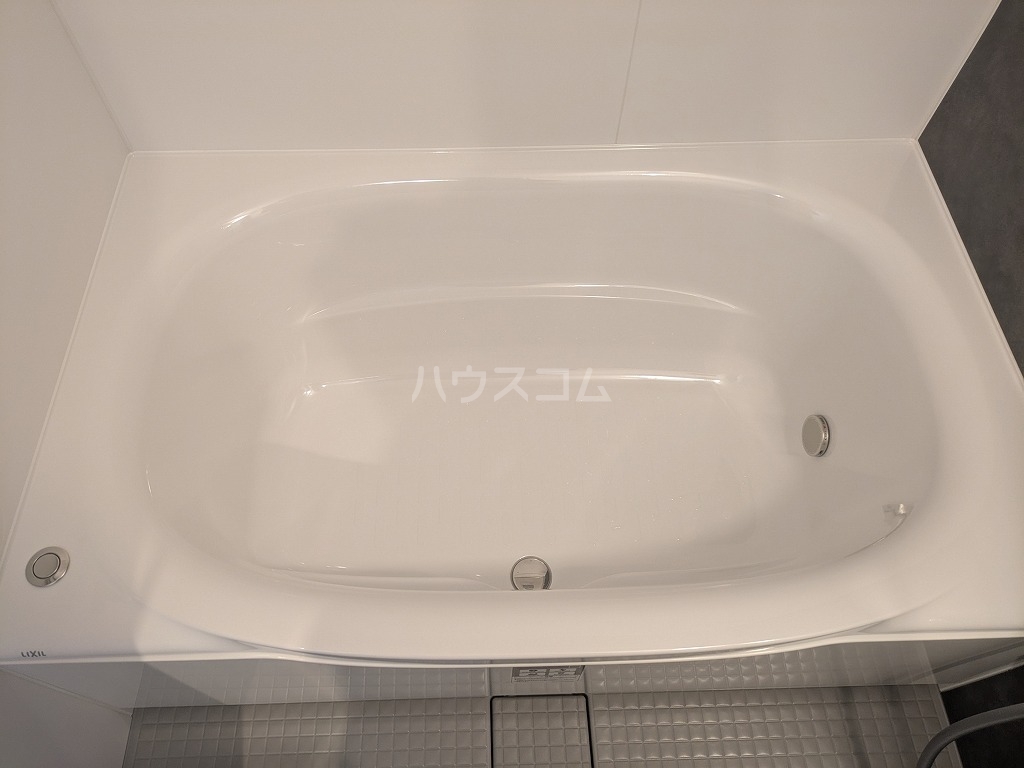 16/30 浴室