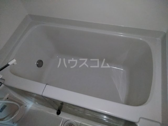 13/30 浴室