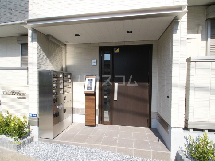 18/24 エントランス